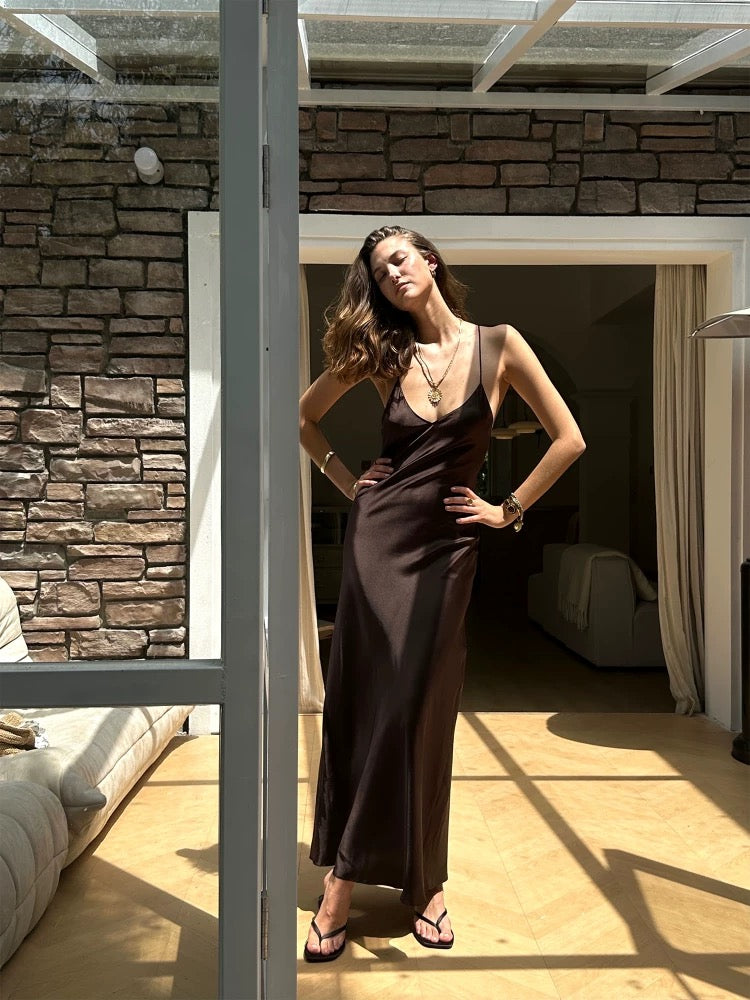 ,,Mocha Muse“ Dress